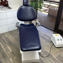 Dental chair 