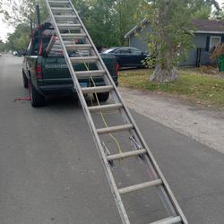 32 Ft Ladder