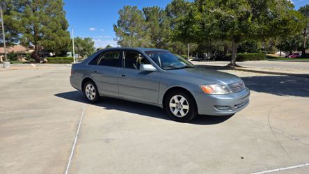 2001 Toyota Avalon XL