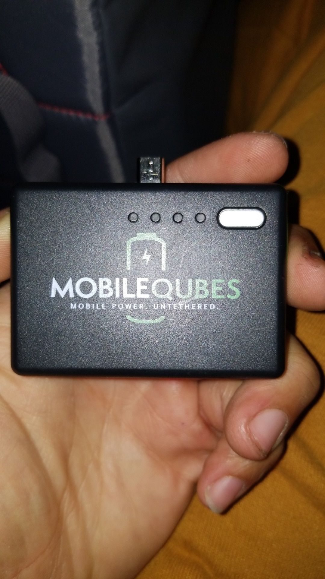 Mobile Qubes ( portable charger )