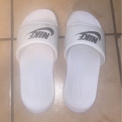 Nike Slides 