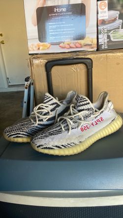 Yeezy Boost 350 V2 Zebra 13M