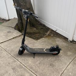 Electric Scooter (Up to 17mph)