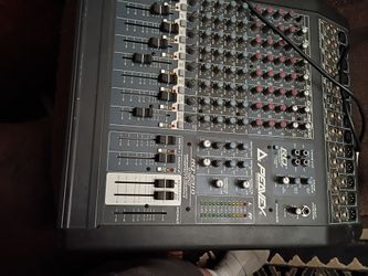 Peavey electronic console