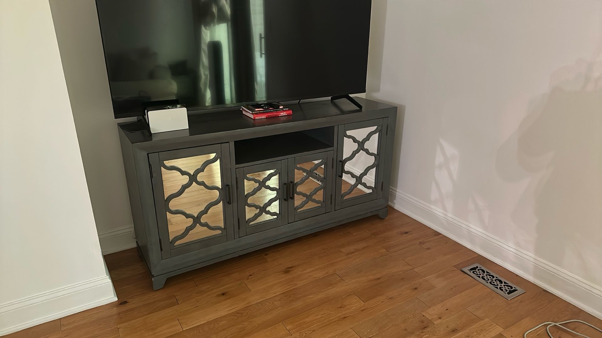 Media Tv Stand