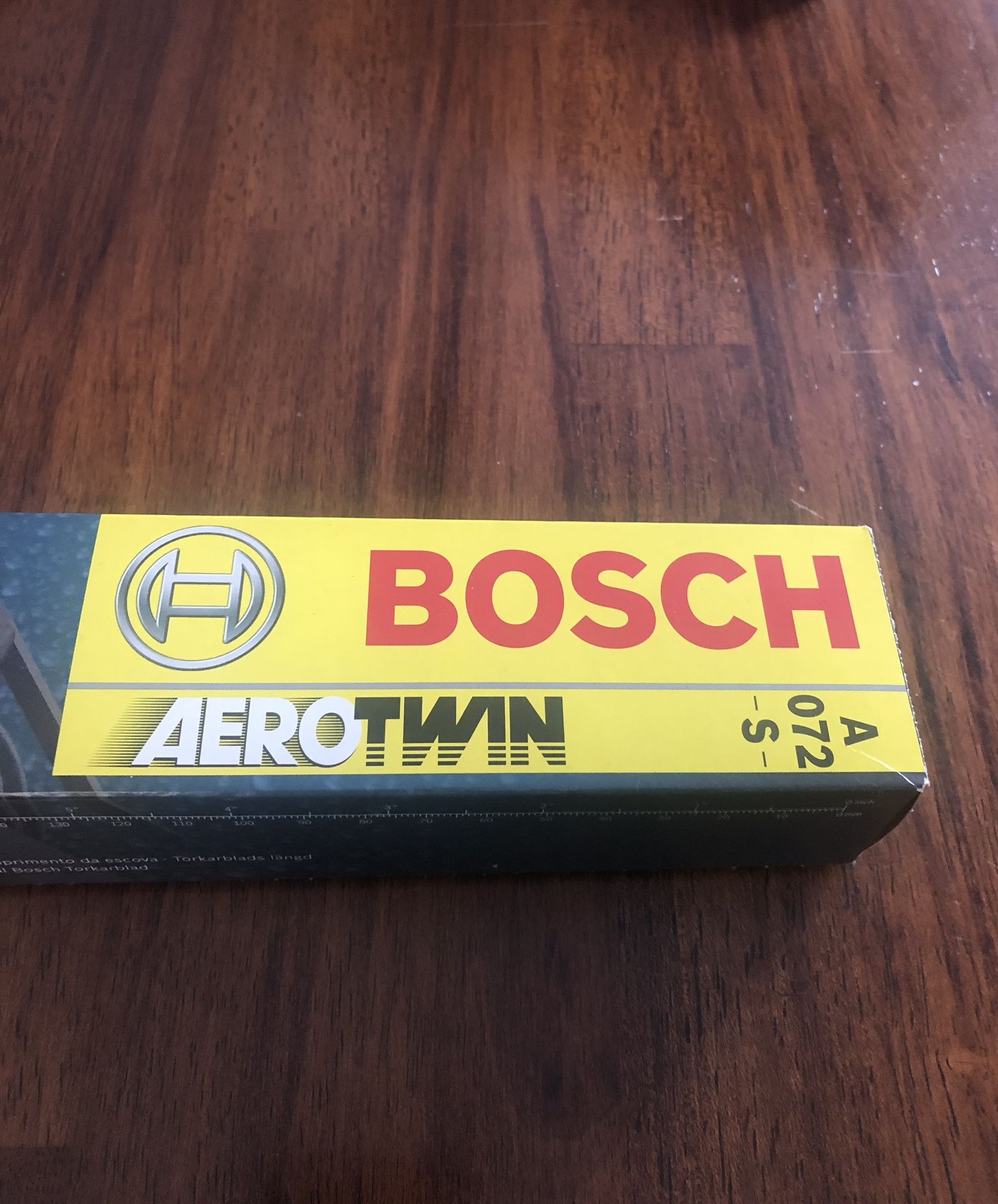 New Bosch Aerotwin  Front Windshield Wiper Blade Set for BMW E90 E91 