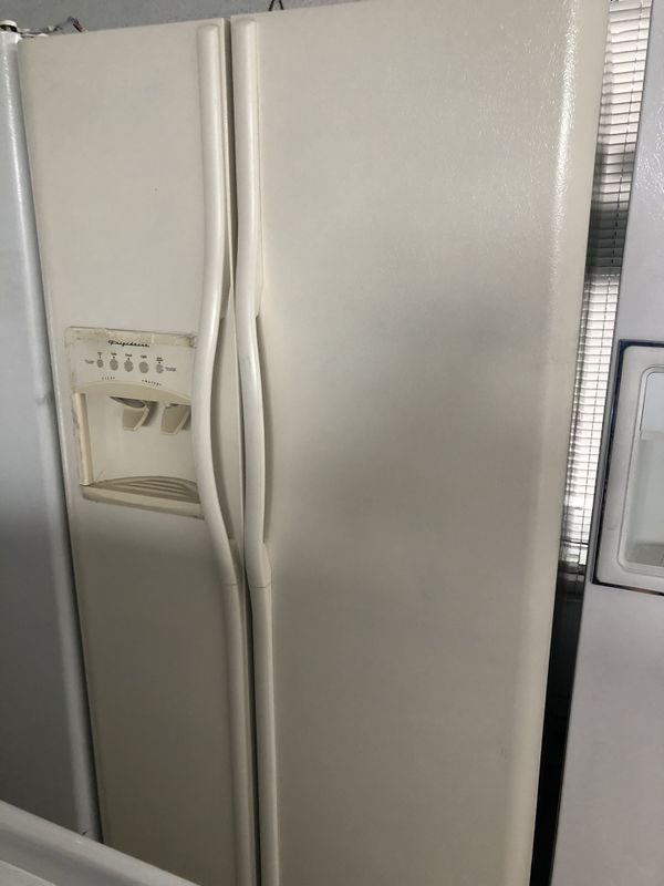 Whirlpool refrigerator for Sale in Miami, FL OfferUp
