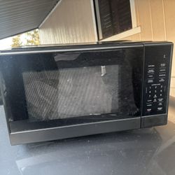 Countertop Microwave (Works Great)