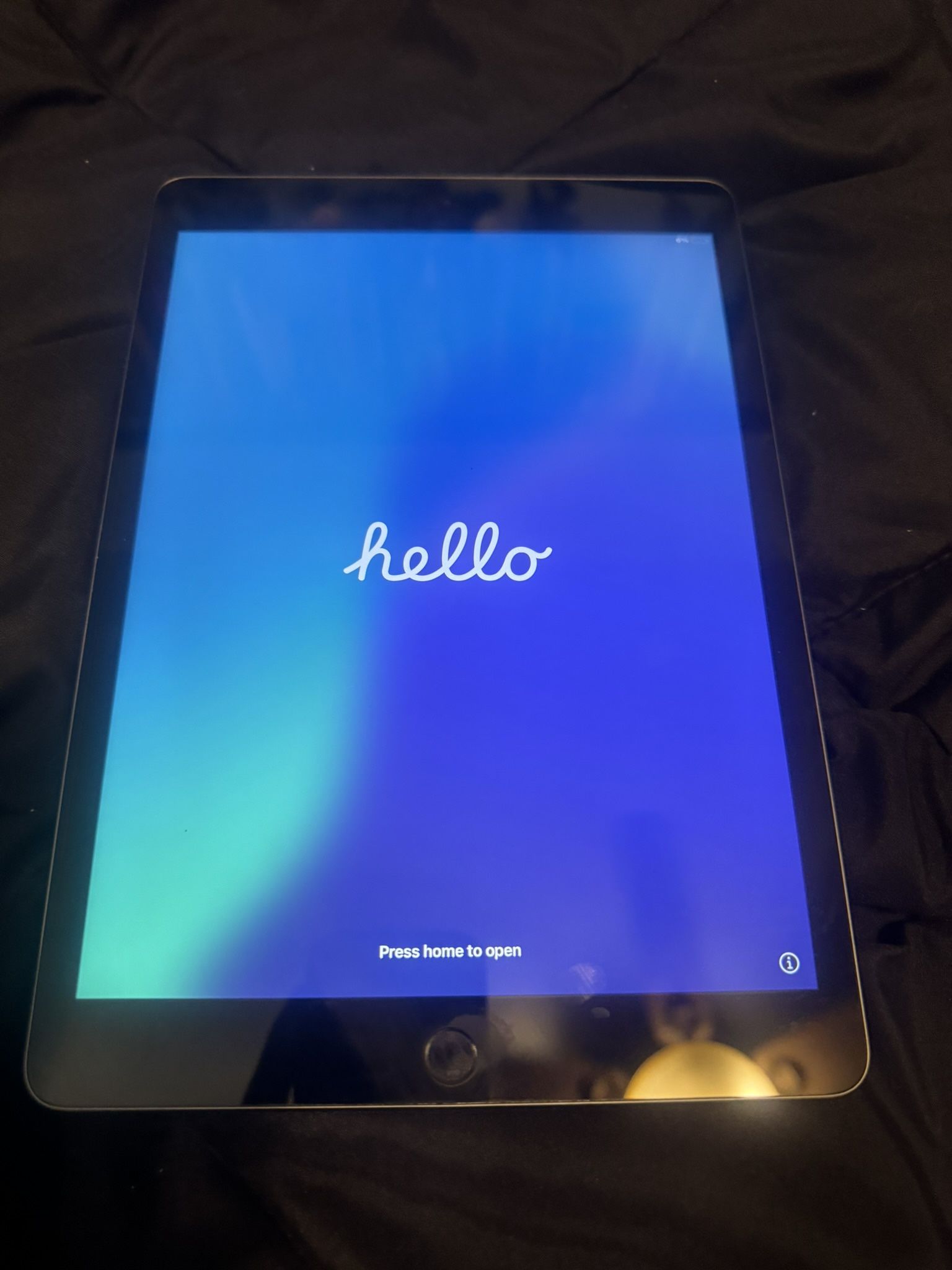 I Pad 8th Generation 128 GB