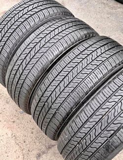 225/65R18 Briggestone Brand tires usadas en perfecta condición... 80%life 🏁🏁