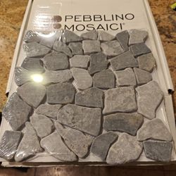 Pebblino Mosaici River Rock Floor Tile
