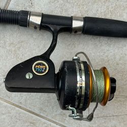 Vintage USA Penn 710z Spinning Reel & Pole
