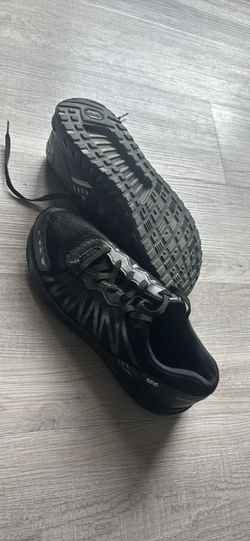 Running shoes