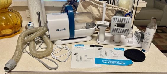 Oneisall Dog Grooming Vacuum Kit