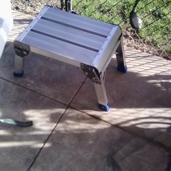 Folding Work Platform 