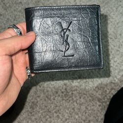 Saint Laurent YSL Croc-Embossed Leather Wallet – Black – Excellent Condition