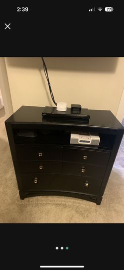 Black Chest