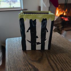 Ceramic Lantern Vase/Container 