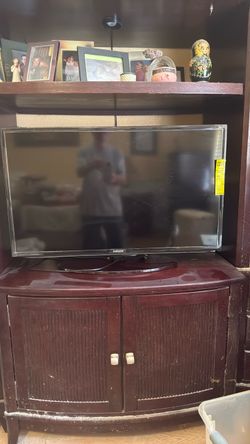 Samsung 40” LED smart TV