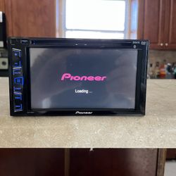 Pioneer Radio 