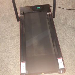 Superfit Treadmill With Remote.  Only Used Once