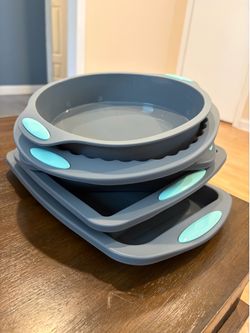 Silicone bakeware