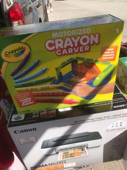 Crayon carver
