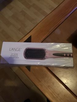 L’ANGE Le Vite Blush Straightening Brush