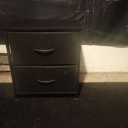 SET OF 2 BLACK NIGHTSTANDS/END TABLES