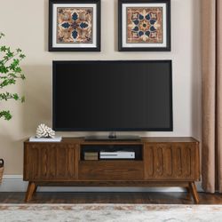 Fluted TV Stand For 65 Inch TV, Entertainment Center With Storage, Farmhouse Wood Media Console With 2 Door & 1 Drawer & Solid Wood Leg