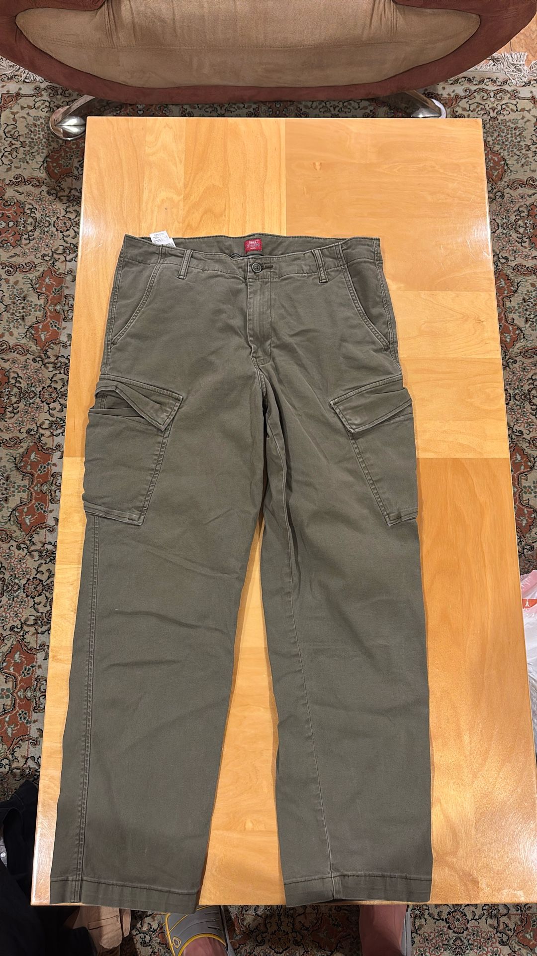 Levis Cargo Pants 34x32