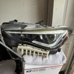 Infinti Q60 Left Headlight 