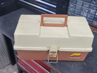 Tackel box