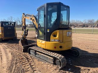 #094 2022 CAT 303.5 E2 LOADED