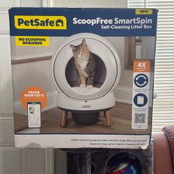 ScoopFreeSmartSpin self-cleaning Litter Box