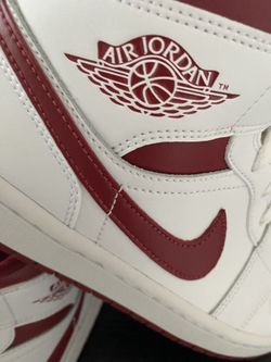 Reverse Chicago Jordan 1 Mid Brand New Deadstock- 8W And 8.5 W