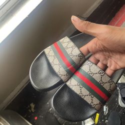 Gucci Flops