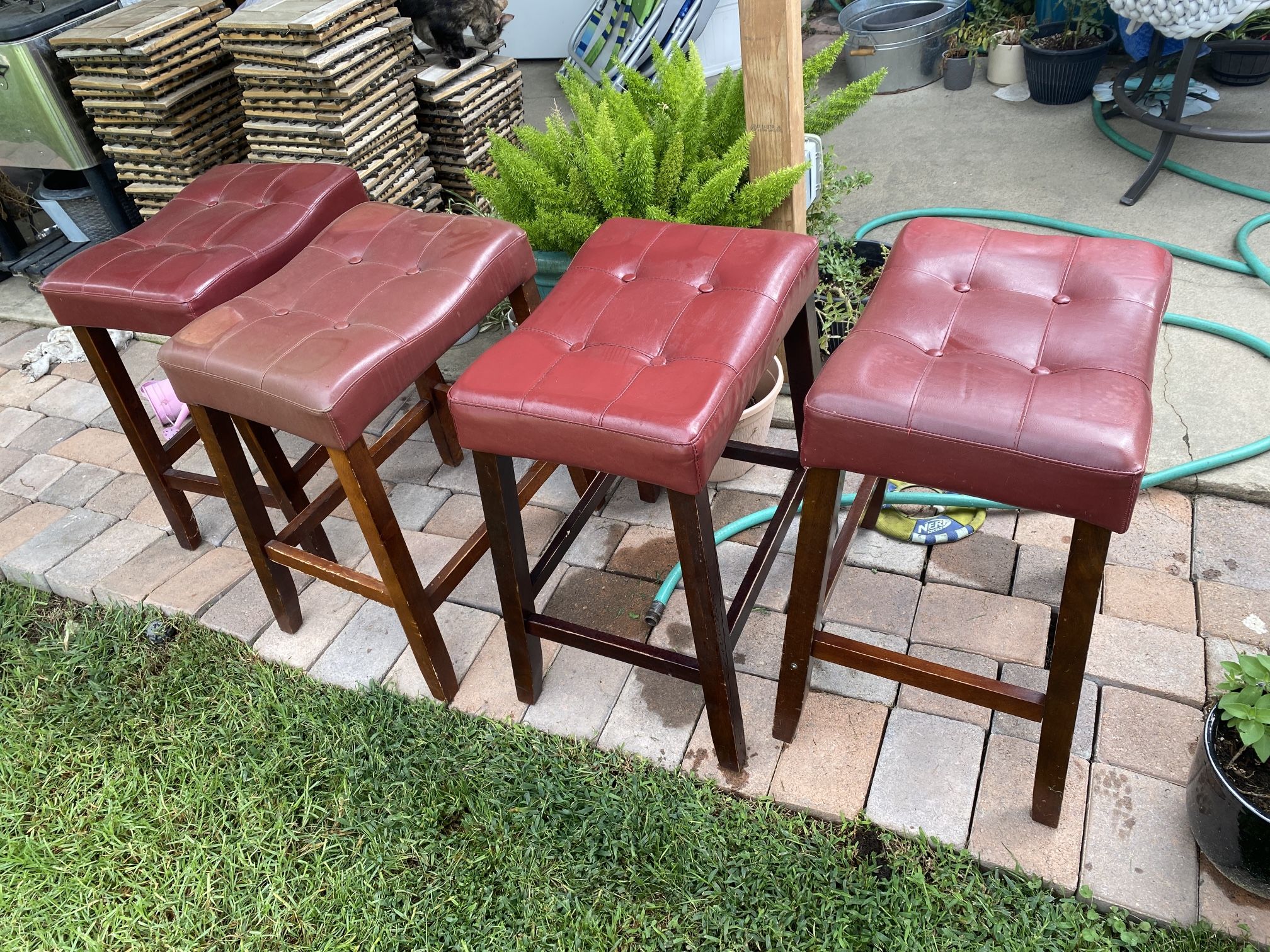 4 Bar Stools
