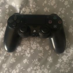 PS4 Controller 