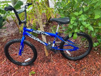 Kids bike size 20”