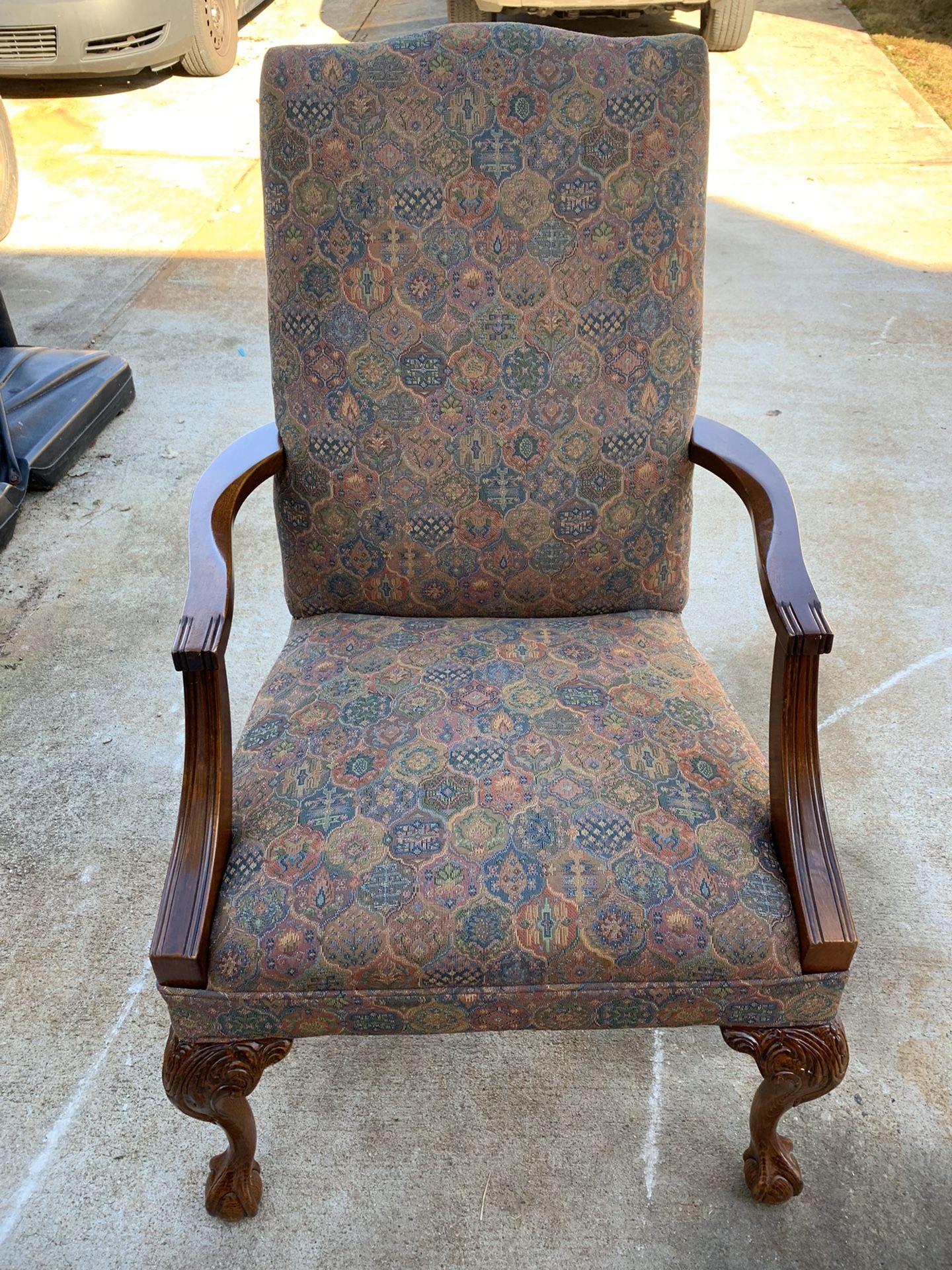 (2) Executive chairs almost new