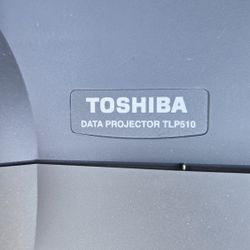 Toshiba Projector 