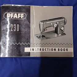 Singer Sewing Machine 