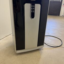 Haier Stand Up Ac/heat Unit