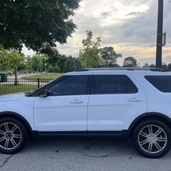 2013 Ford Explorer