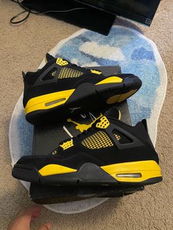 Jordan 4 yellow thunder