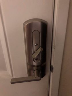 New Schlage Brushed Nickel Interconnected Lock CS200 CS210
