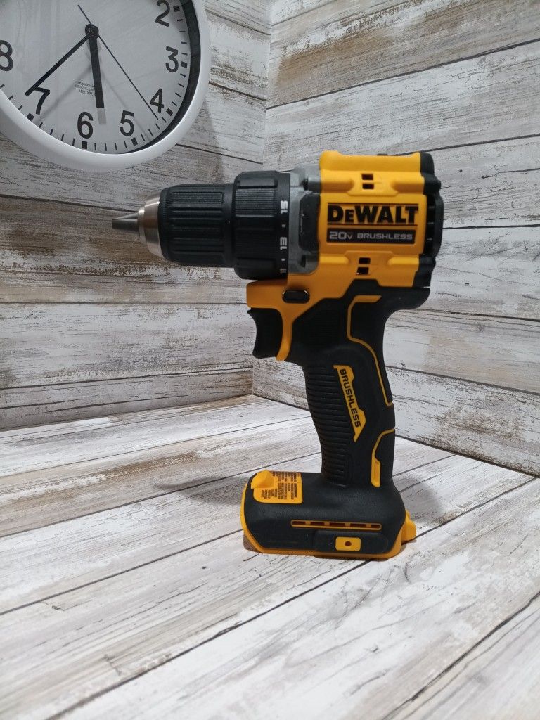 ATOMIC 20-Volt MAX Brushless Cordless 1/2 in. Drill Driver (Tool-Only)