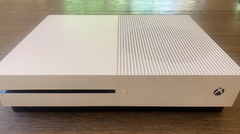 Xbox One S