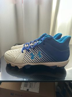 Mens Cleats Size 13